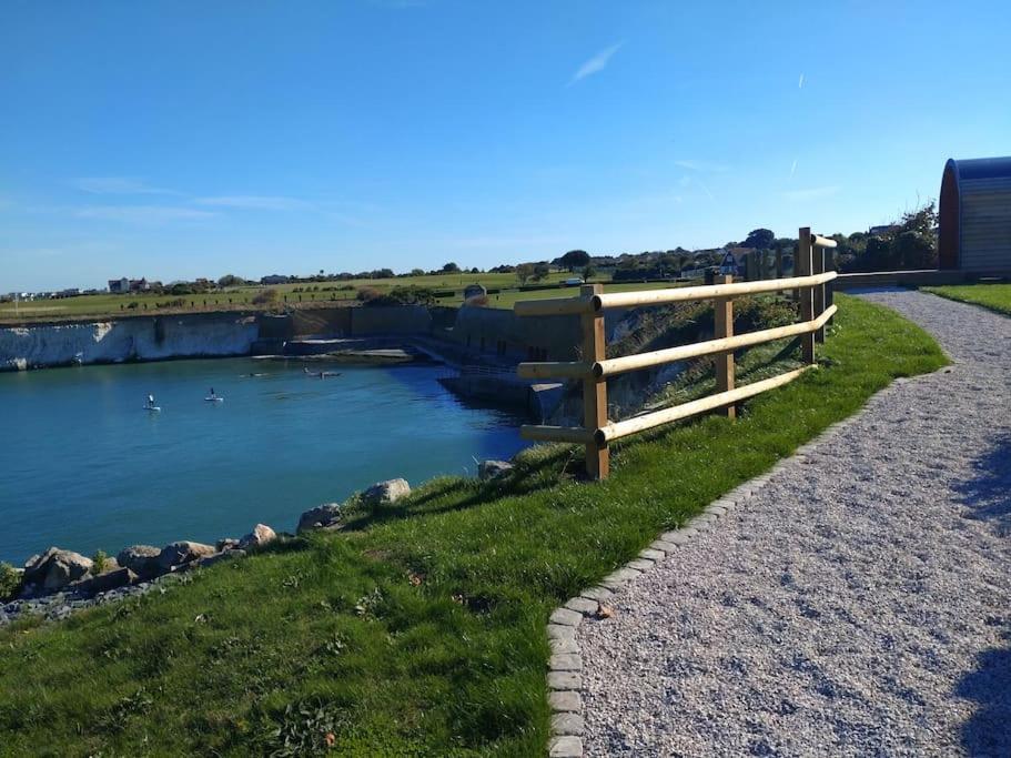 Spring Tide Cliff Top Glamping Pod With Direct Sea Views Birchington-on-Sea Exterior photo